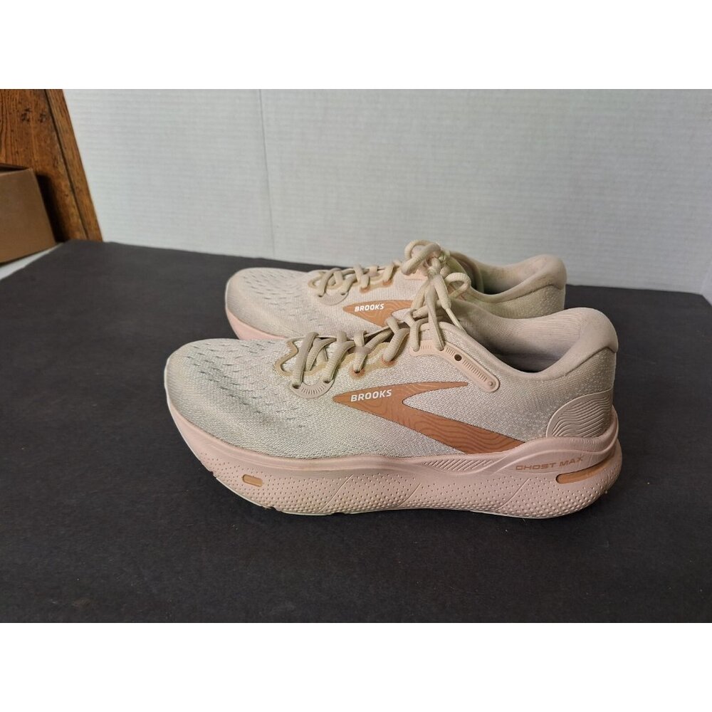 Brooks Ghost Max Womens Size 9 1203951B135 Pink Soles Athletic Shoes Sneakers - Picture 13 of 13